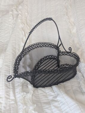 Vintage Black Metal Heart Basket / Decorative Wire Basket